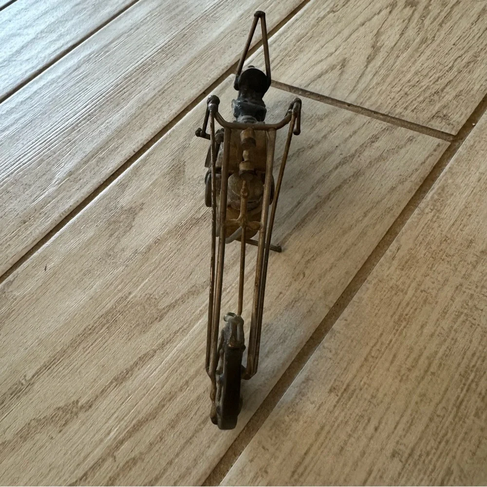 Scrap Metal Motorcycle Sculpture Steel‎ Bike Nuts Nails Bolts Chopper Harley Art